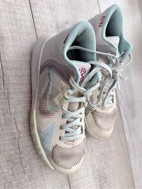 Children’s Kyree Irving’s Basketball Shoes